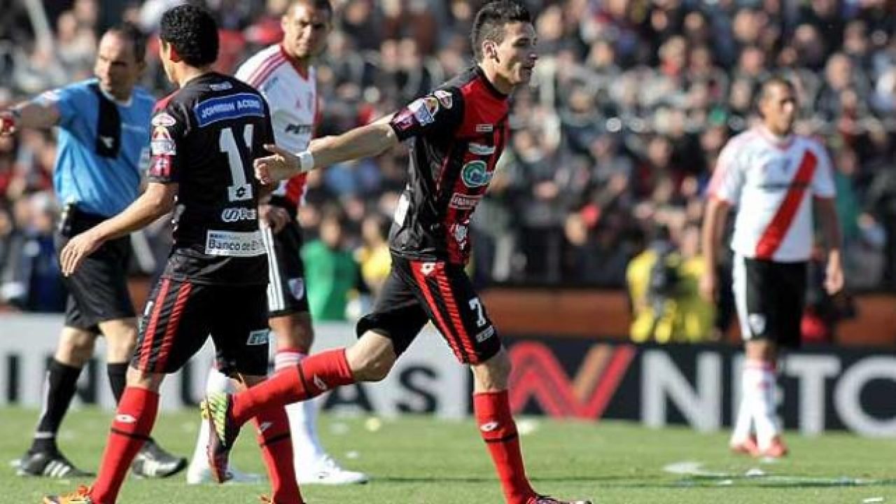 Patronato 1 Vs River 0 Torneo Nacional B 2011 12 Victor Hugo Morales